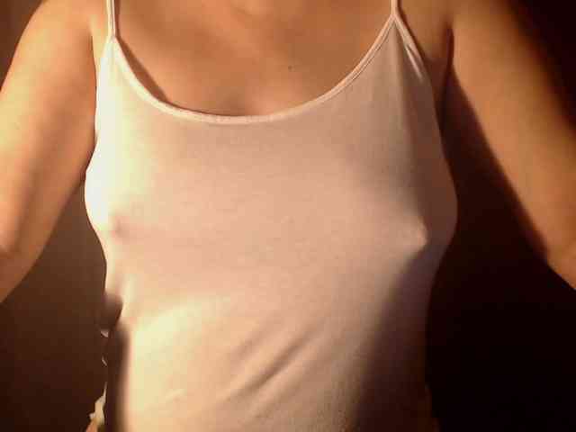 1hardnipples1 webcam