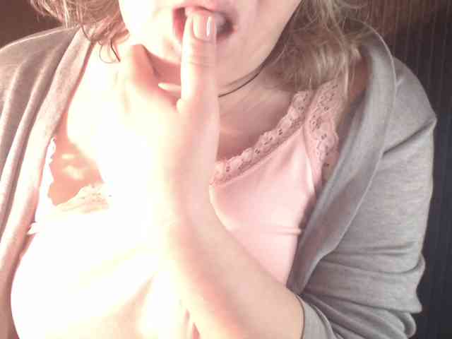 1hardnipples1 webcam