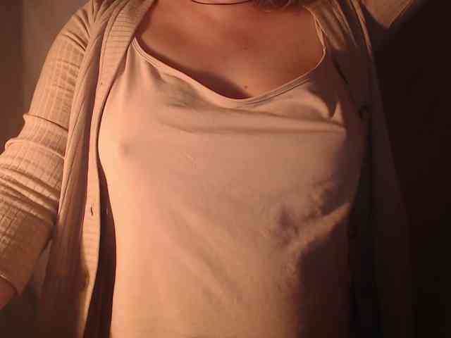 1hardnipples1 webcam