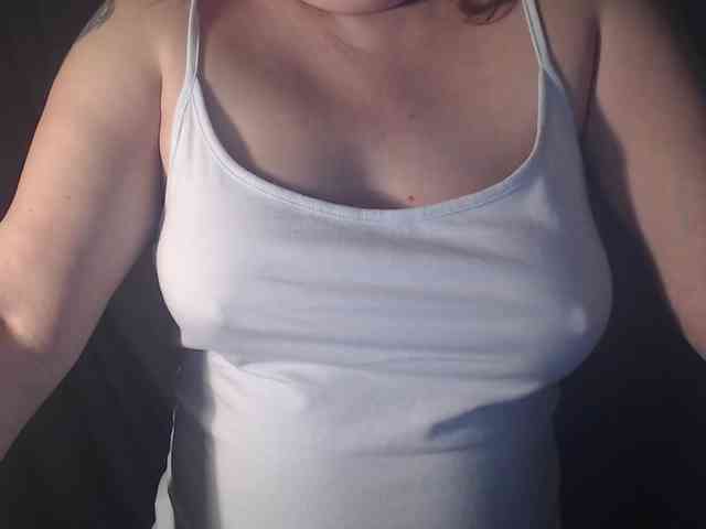 1hardnipples1 webcam