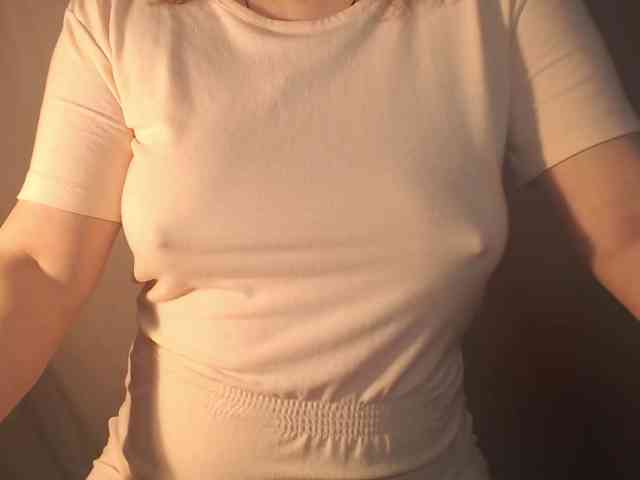 1hardnipples1 webcam