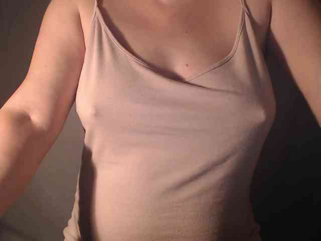 1hardnipples1 webcam