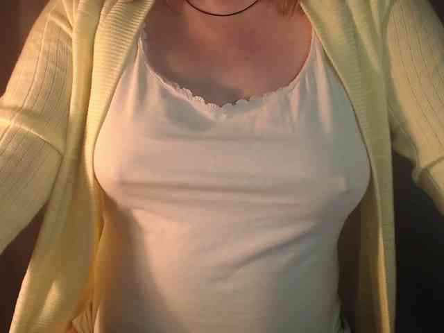 1hardnipples1 webcam