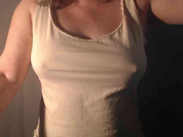 1hardnipples1 webcam