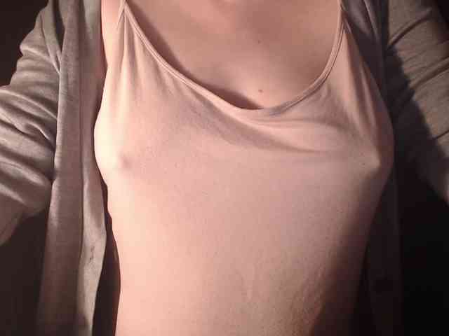 1hardnipples1 webcam