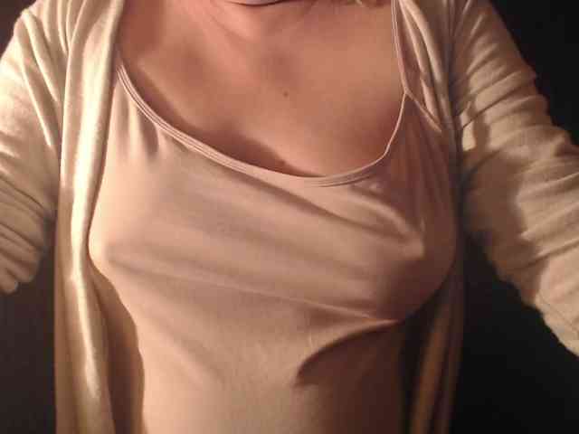 1hardnipples1 webcam