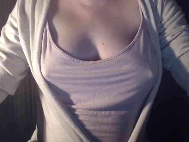 1hardnipples1 webcam