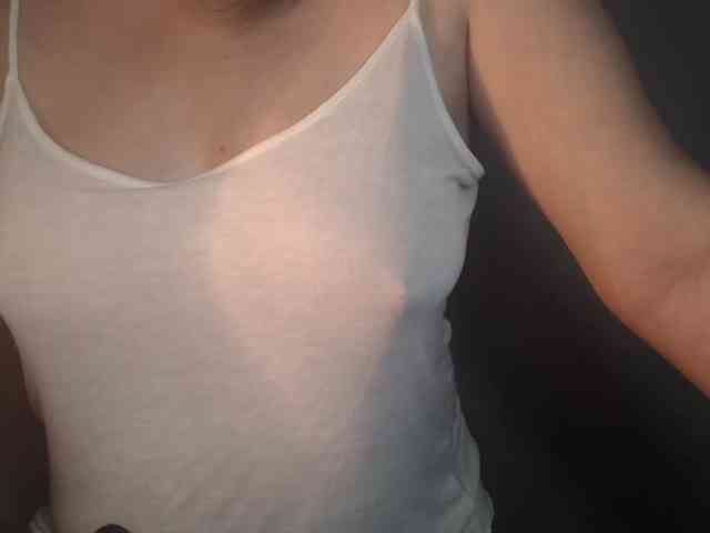 1hardnipples1 webcam