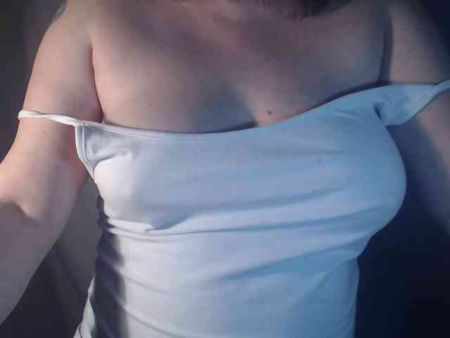 1hardnipples1 webcam