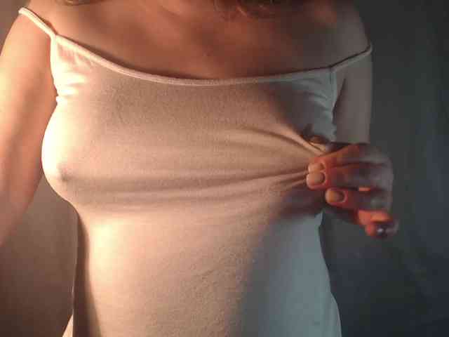 1hardnipples1 webcam