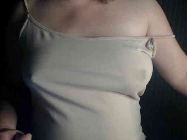 1hardnipples1 webcam