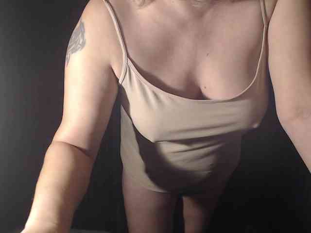 1hardnipples1 webcam