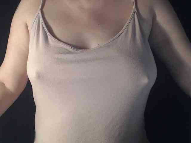 1hardnipples1 webcam