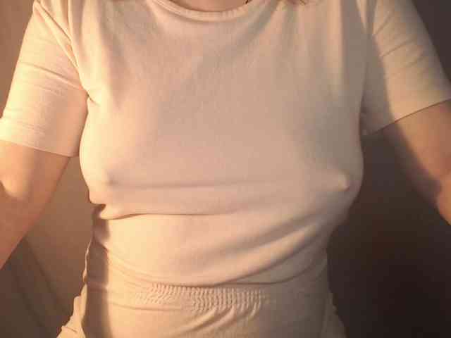 1hardnipples1 webcam