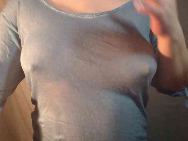 1hardnipples1 webcam