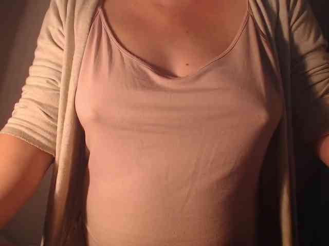 1hardnipples1 webcam