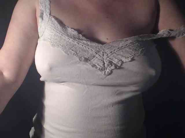 1hardnipples1 webcam