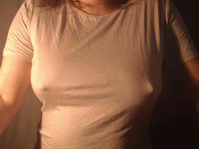 1hardnipples1 webcam