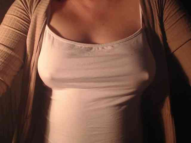 1hardnipples1 webcam