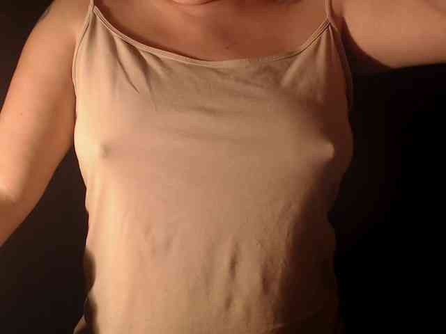 1hardnipples1 webcam