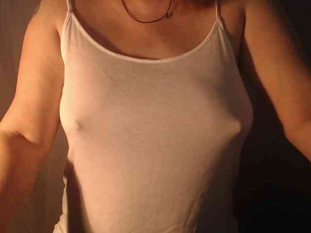 1hardnipples1 webcam