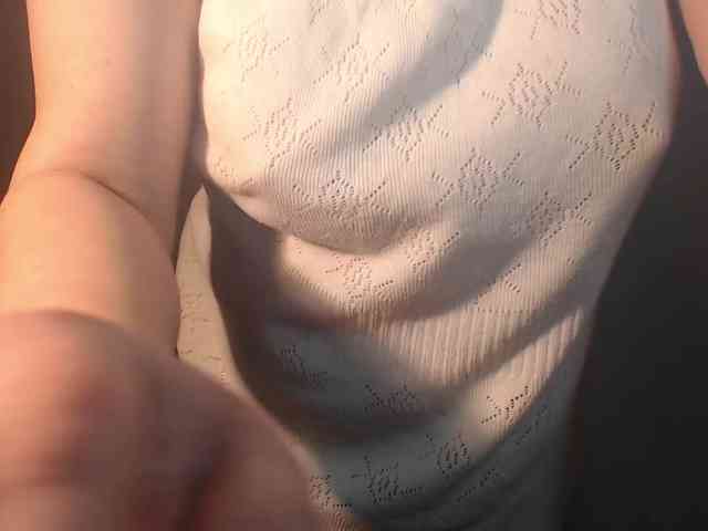 1hardnipples1 webcam