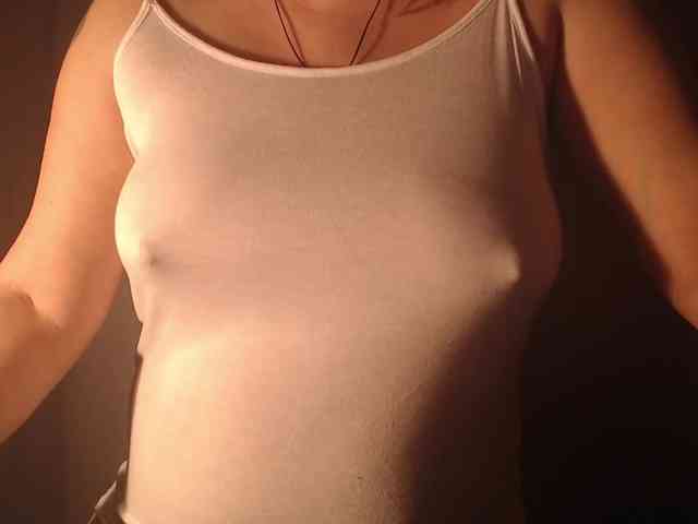 1hardnipples1 webcam