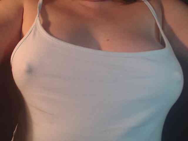 1hardnipples1 webcam