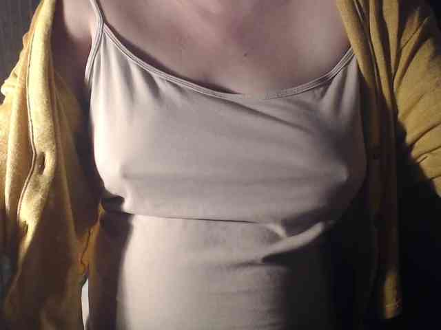 1hardnipples1 webcam