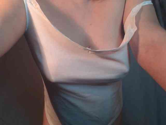 1hardnipples1 webcam