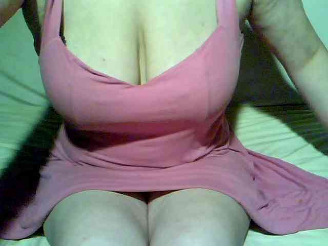 redcherry Live Webcam on BongaCams