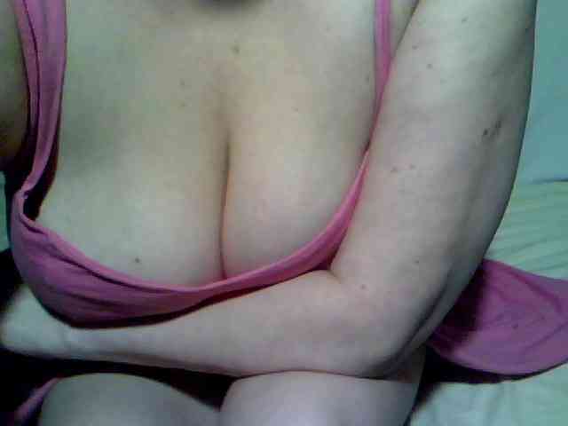redcherry's webcam live show
