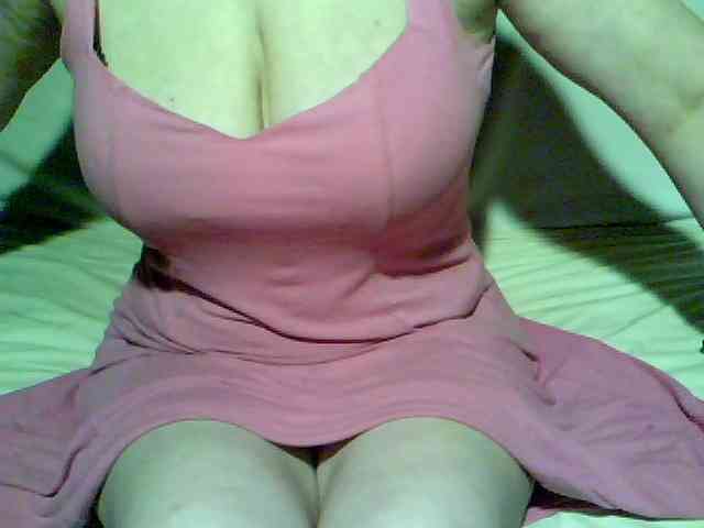 redcherry Live Webcam on BongaCams