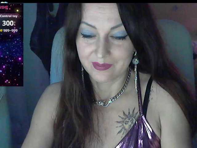 lu4iktvoi's BongaCams show and profile