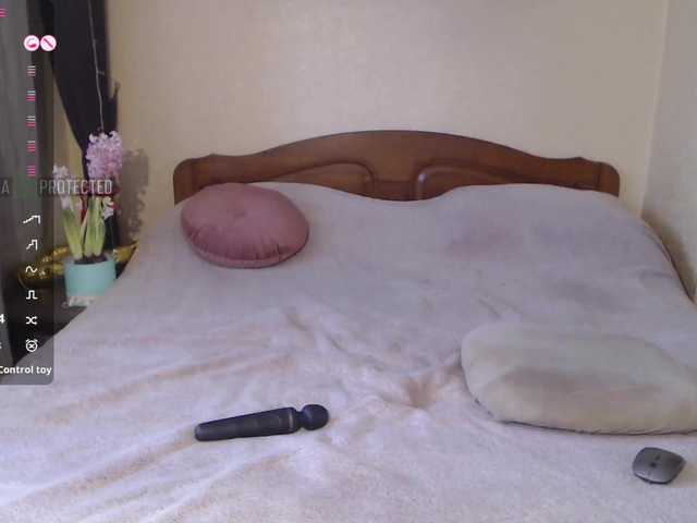 mellannie8 from BongaCams is Freechat