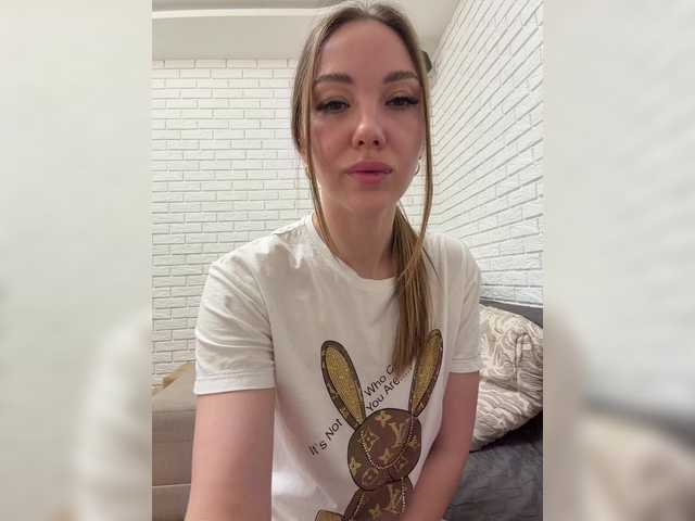 Pepetka22's BongaCams show and profile