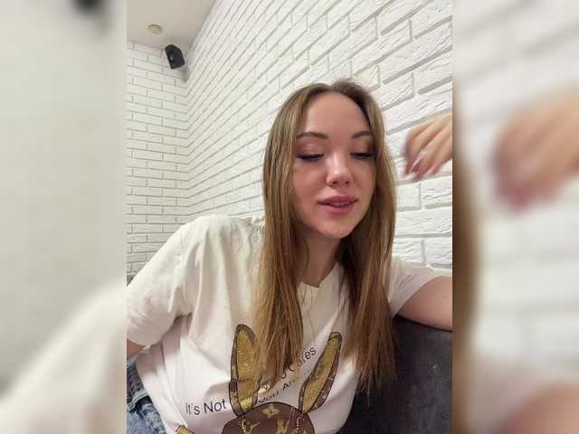 Pepetka22's BongaCams show and profile