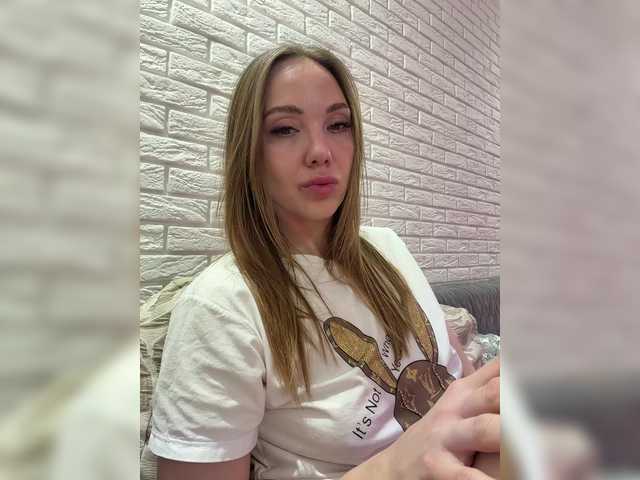 Pepetka22's BongaCams show and profile