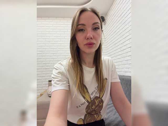 Pepetka22's BongaCams show and profile