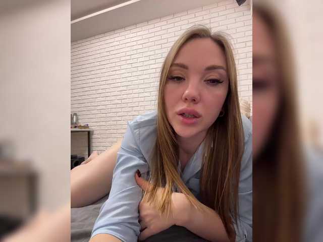 Pepetka22's BongaCams show and profile