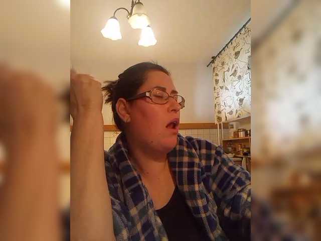 loriktwinss's BongaCams show and profile