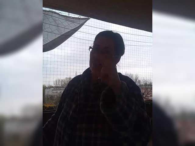 loriktwinss's BongaCams show and profile