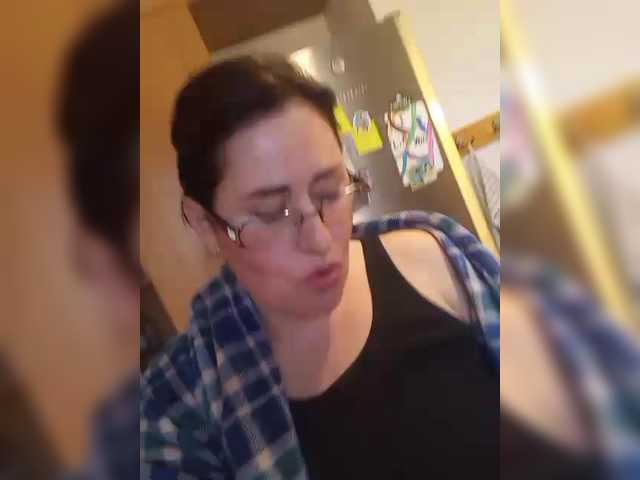 loriktwinss's BongaCams show and profile