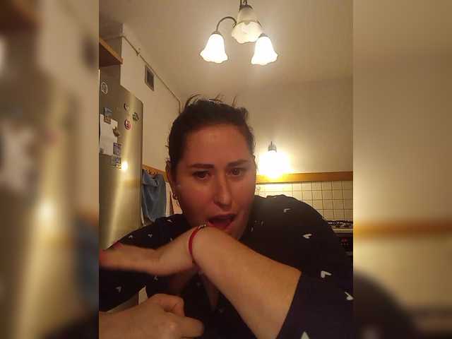 loriktwinss's BongaCams show and profile