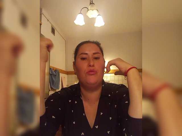 loriktwinss's BongaCams show and profile