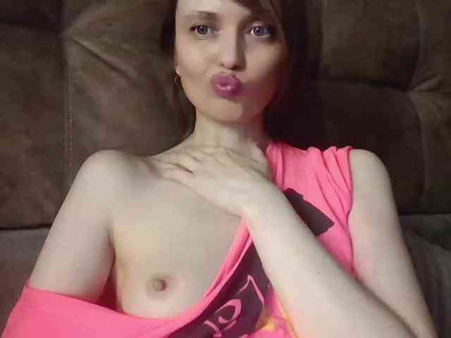 lilisexy14 webcam