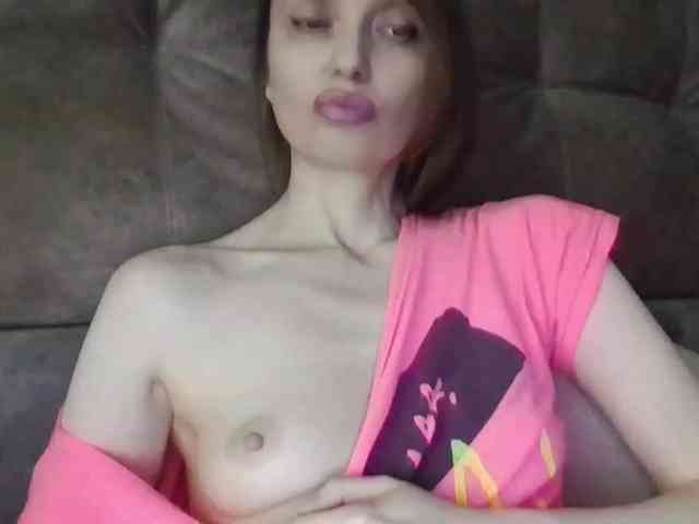 lilisexy14 webcam