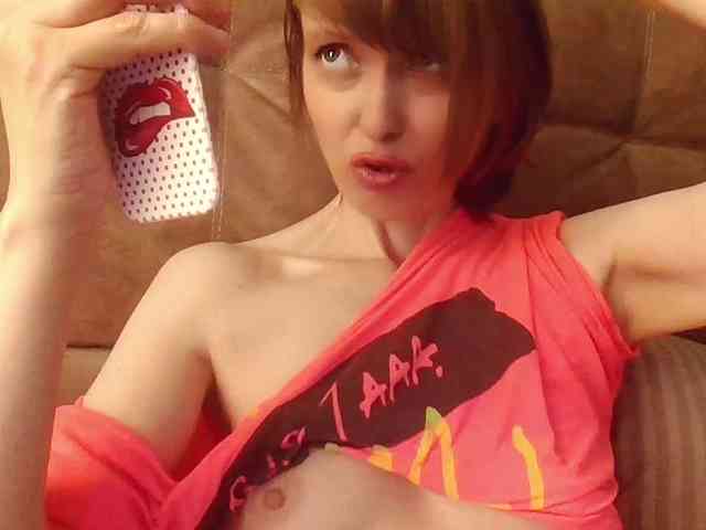 lilisexy14 webcam