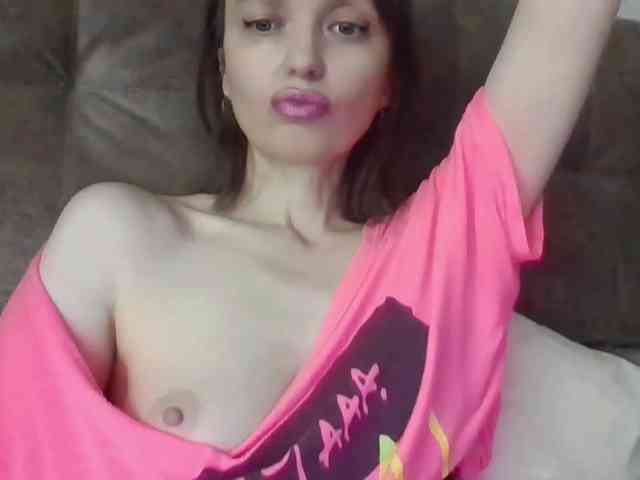 lilisexy14 webcam