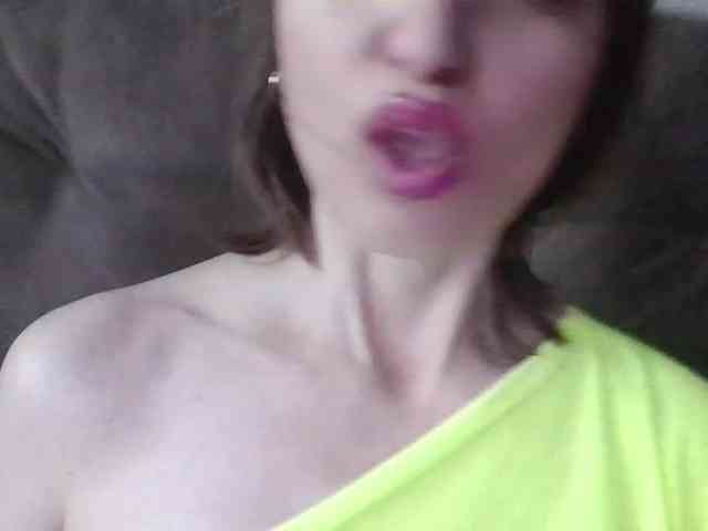 lilisexy14 webcam